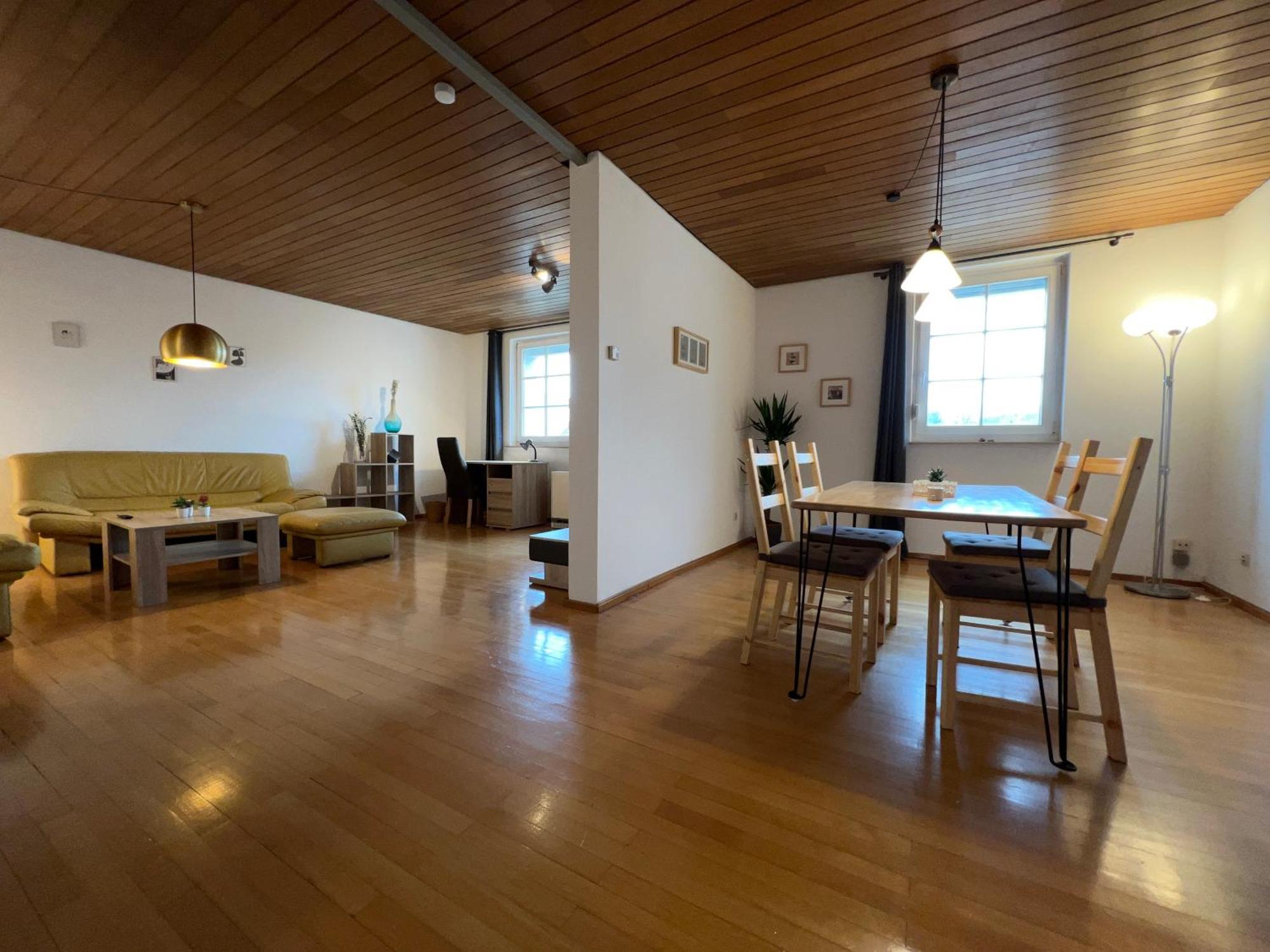 Uebernachten In Grosser Maisonette-Wohnung By Rabe カールスルーエ エクステリア 写真