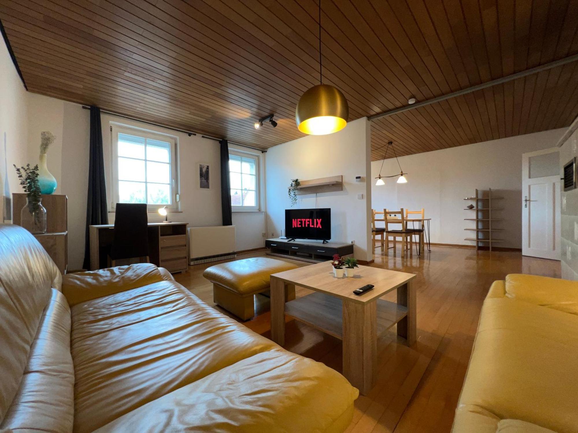Uebernachten In Grosser Maisonette-Wohnung By Rabe カールスルーエ エクステリア 写真