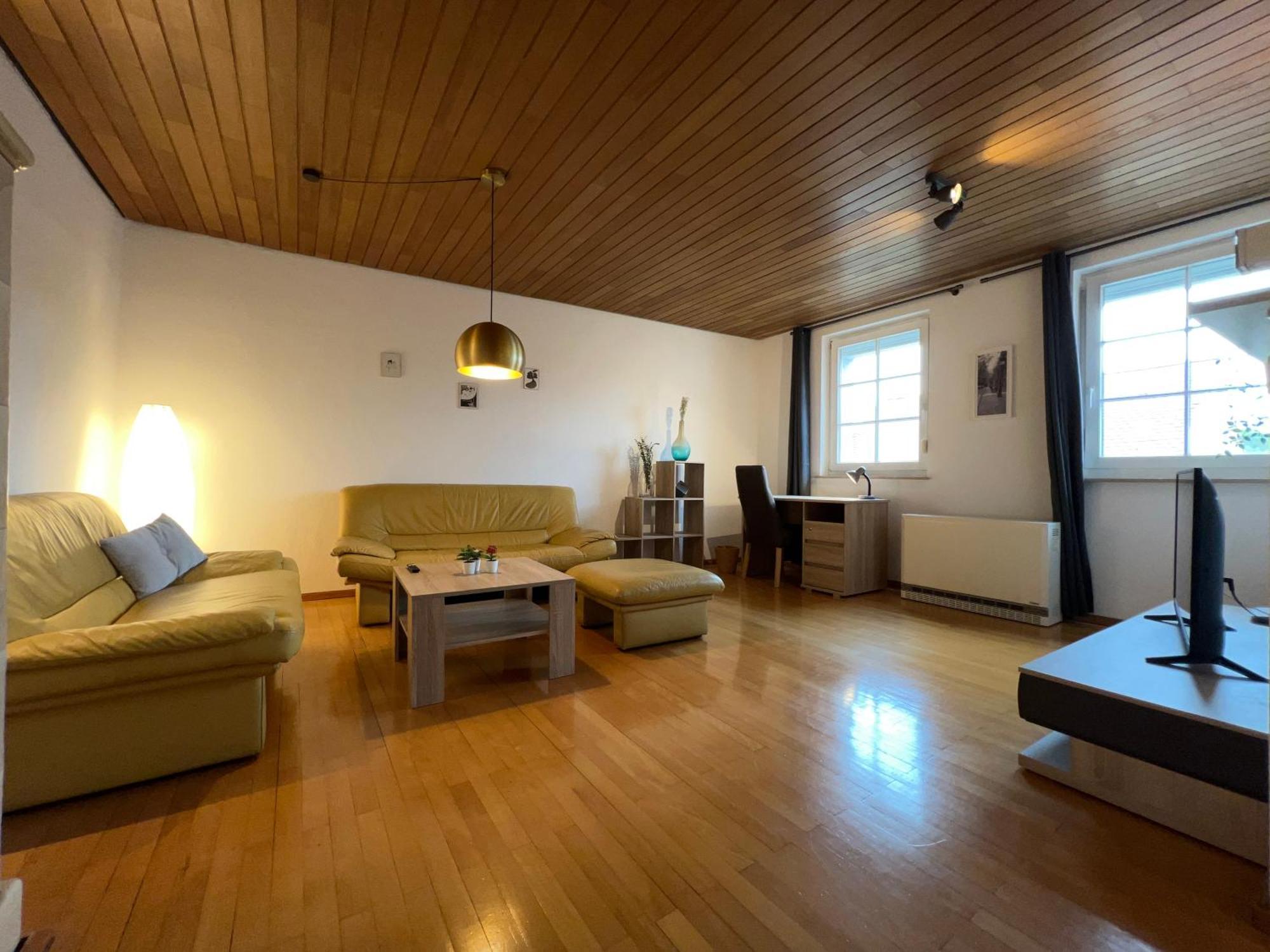 Uebernachten In Grosser Maisonette-Wohnung By Rabe カールスルーエ エクステリア 写真